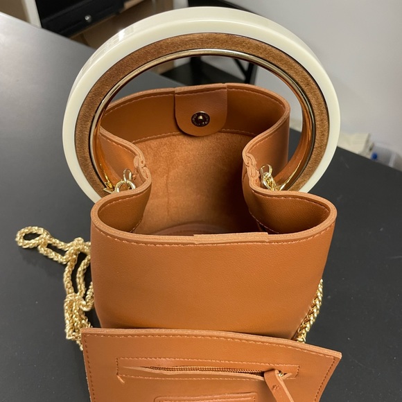 Bag - Picture 2 of 6